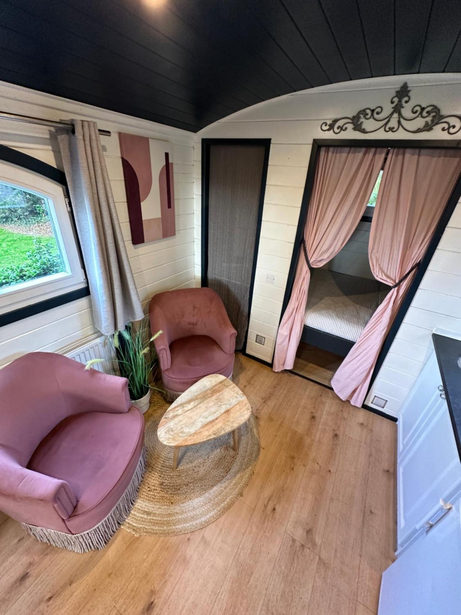 Domaine De Meros Lodge Plonevez-du-Faou
